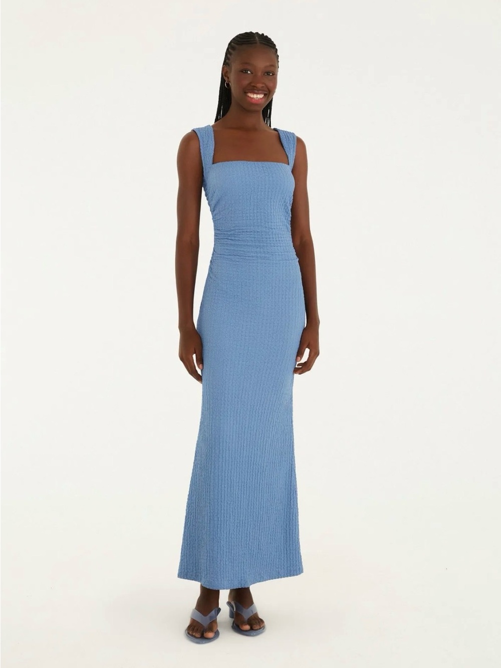 Farm Rio
Vestido Largo Ajustado Escote Cuadrado dress